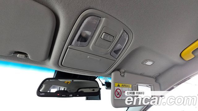 Kia Niro 2023 — photo 18