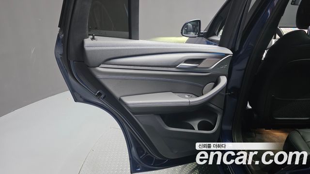BMW iX3 2023 — photo 15