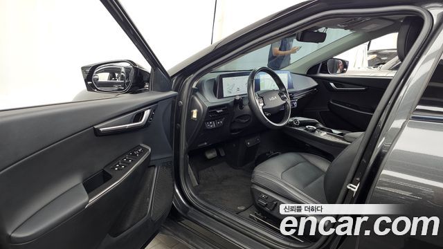 Kia EV6 2022 — photo 13