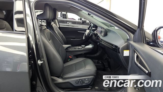 Kia EV6 2022 — photo 17