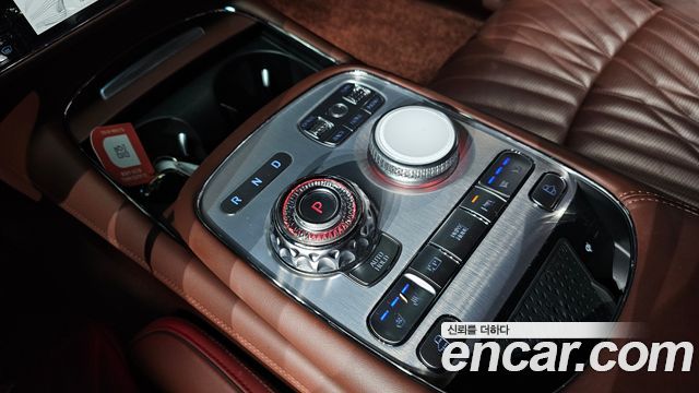 Genesis G90 2022 — photo 12