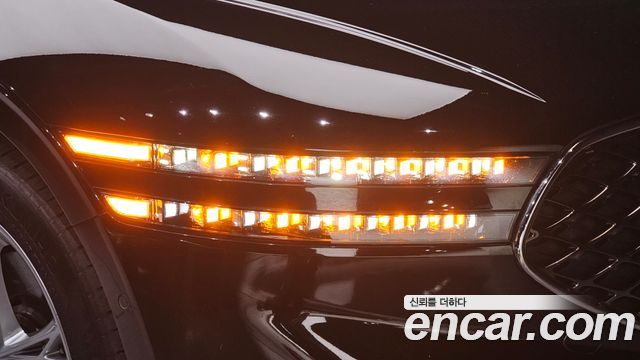 Genesis G90 2022 — photo 8