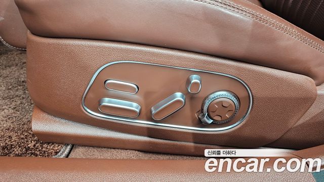 Genesis G90 2022 — photo 34