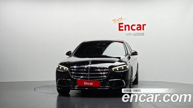 Mercedes-Benz S-Class 2023 — photo 3