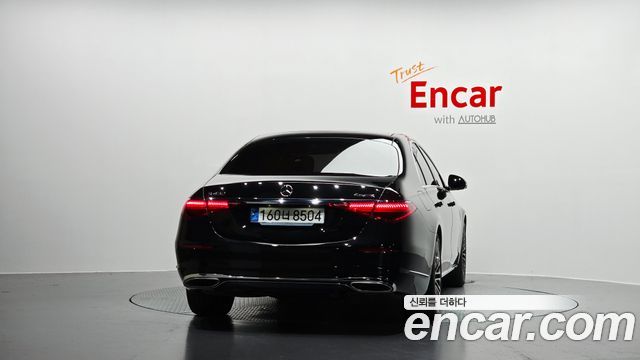 Mercedes-Benz S-Class 2023 — photo 4