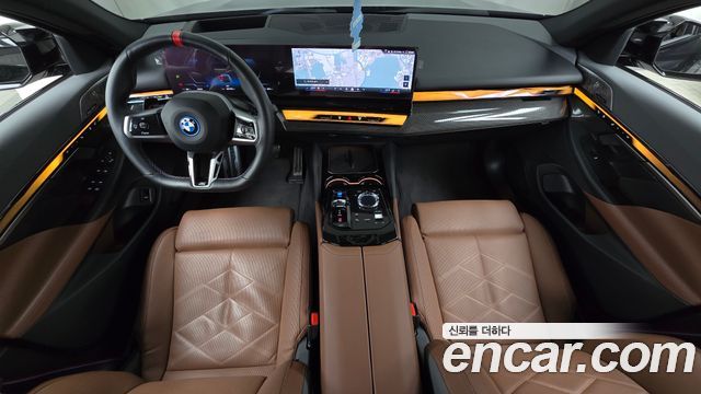BMW i5 2024 — photo 10