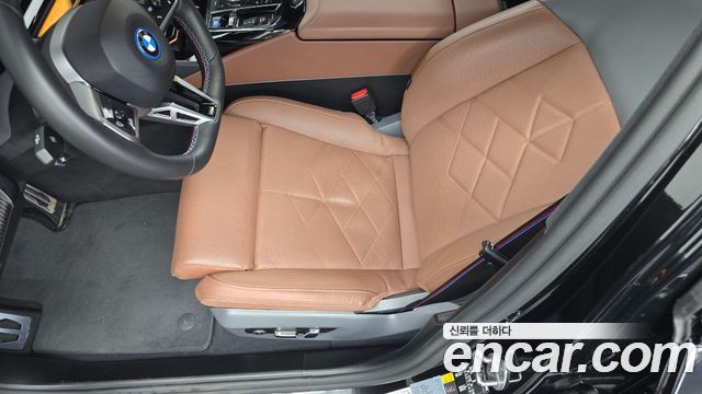 BMW i5 2024 — photo 25