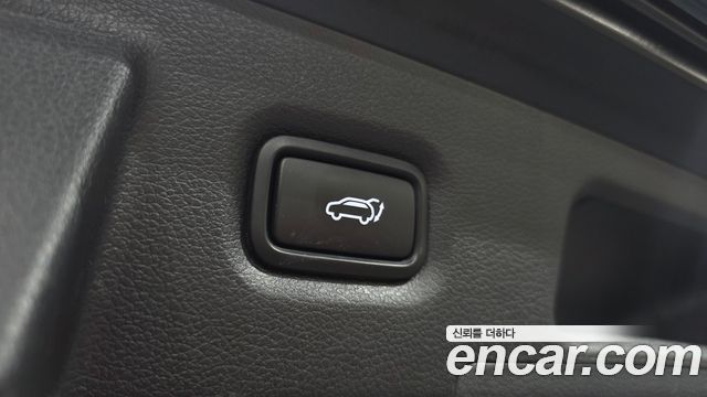 Hyundai Santafe 2019 — photo 21