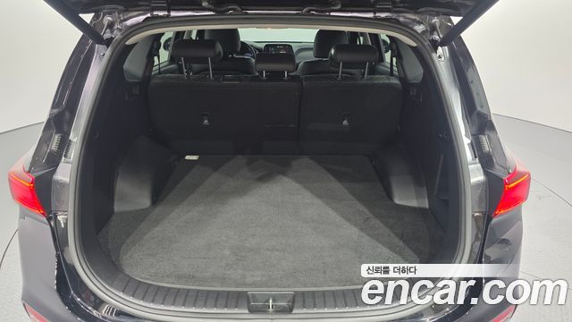 Hyundai Santafe 2019 — photo 22