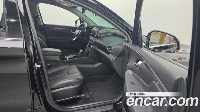 Hyundai Santafe 2019 — photo 16