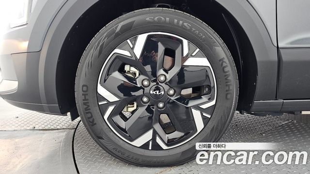 Kia Niro 2023 — photo 5