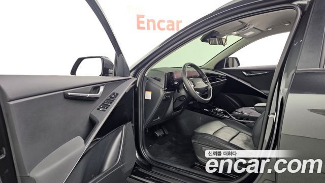 Kia Niro 2023 — photo 13