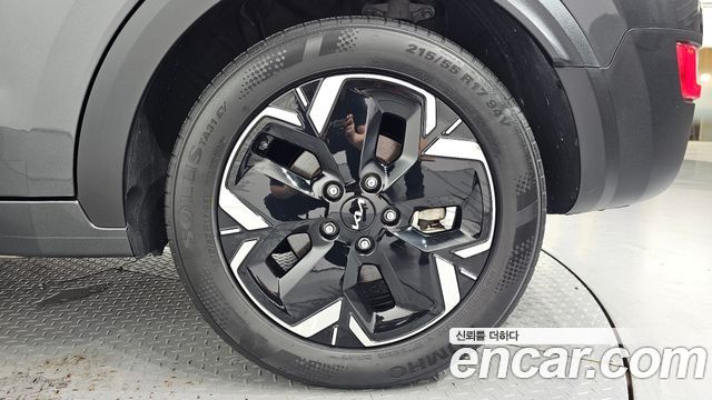 Kia Niro 2023 — photo 7