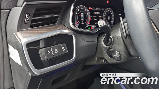 Audi A6 2020 — photo 24