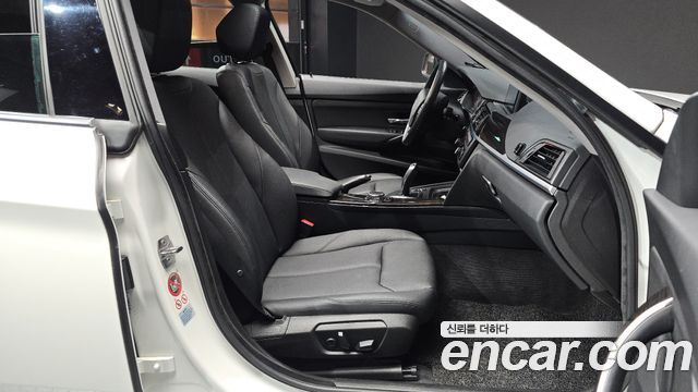 BMW Gran Turismo 2015 — photo 18