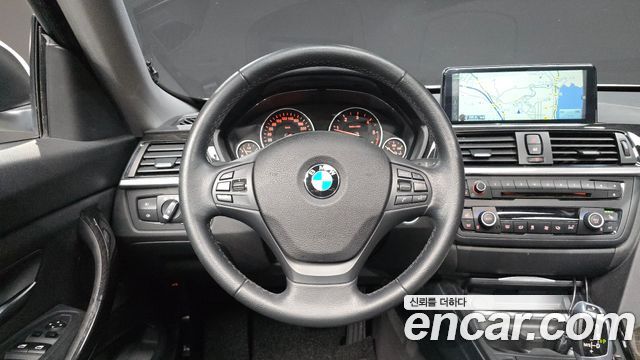 BMW Gran Turismo 2015 — photo 19