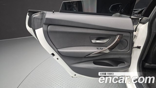 BMW Gran Turismo 2015 — photo 15