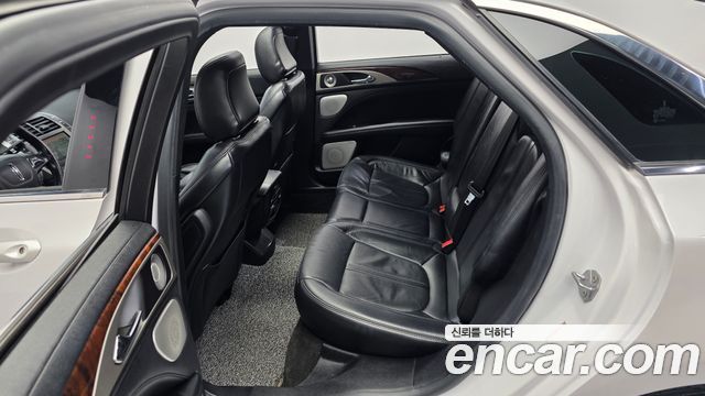 Lincoln MKZ 2020 — photo 16