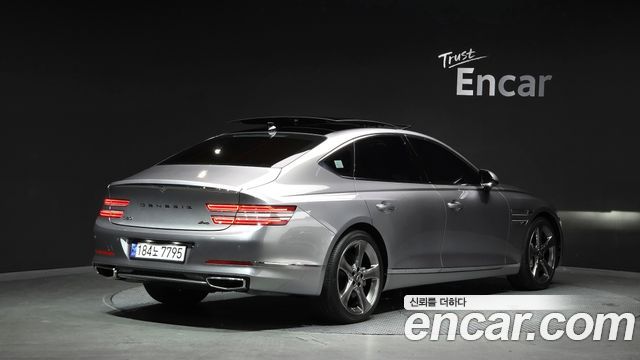 Genesis G80 2022 — photo 2