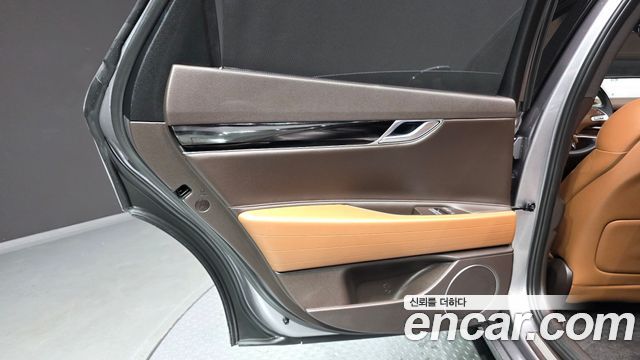 Genesis G80 2022 — photo 15