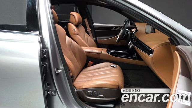 Genesis G80 2022 — photo 16