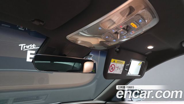 Genesis G80 2022 — photo 33