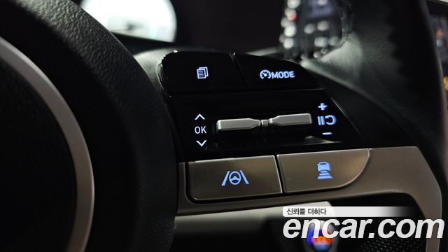 Hyundai AVANTE 2022 — photo 27