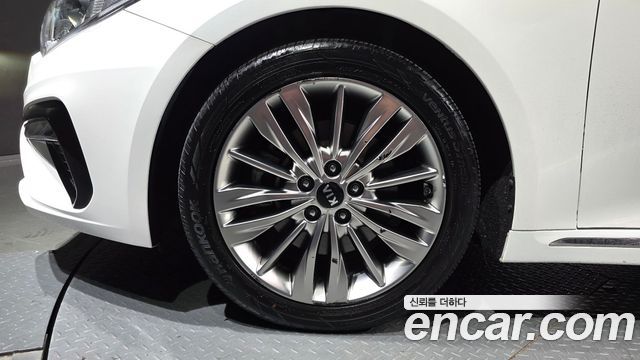 Kia K5 2019 — photo 5