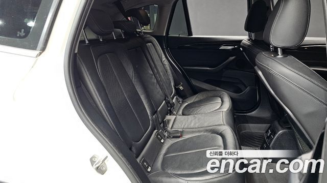 BMW X1 2019 — photo 18