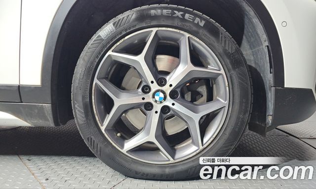 BMW X1 2019 — photo 7