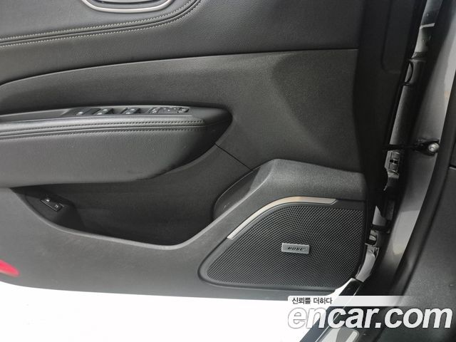 Renault Korea SM6 2020 — photo 13