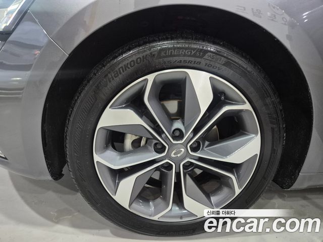 Renault Korea SM6 2020 — photo 17