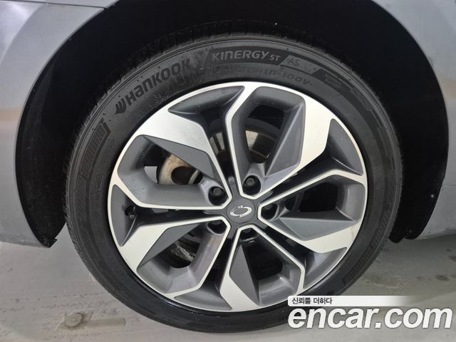 Renault Korea SM6 2020 — photo 20