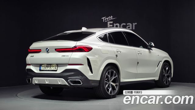 BMW X6 2022 — photo 2