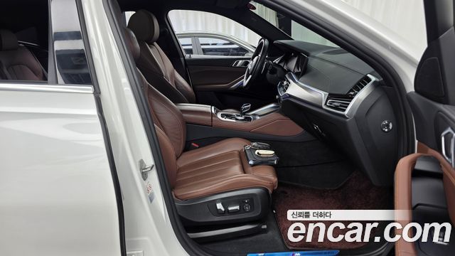 BMW X6 2022 — photo 17