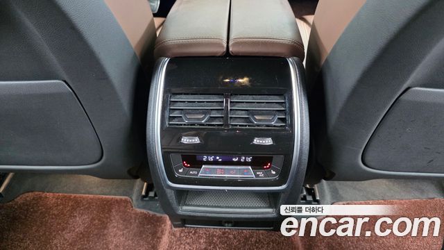 BMW X6 2022 — photo 24