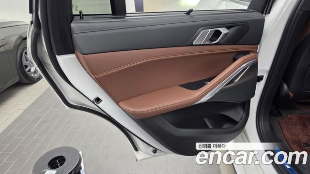 BMW X6 2022 — photo 15