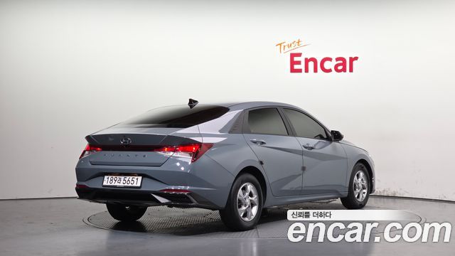 Hyundai AVANTE 2021 — photo 2