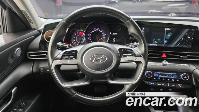 Hyundai AVANTE 2021 — photo 12