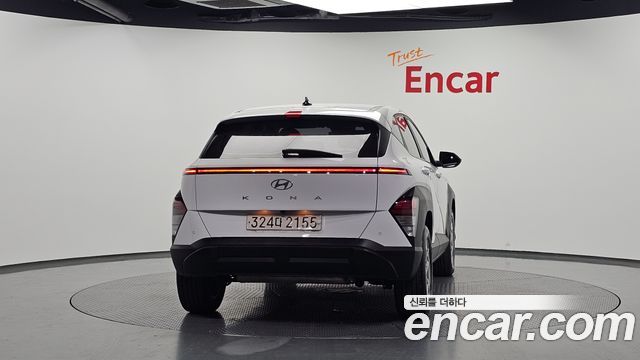 Hyundai Kona 2023 — photo 4