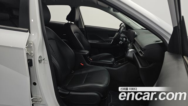 Hyundai Kona 2023 — photo 13
