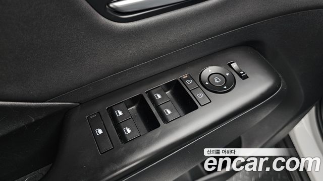 Hyundai Kona 2023 — photo 23