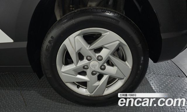 Hyundai Kona 2023 — photo 7