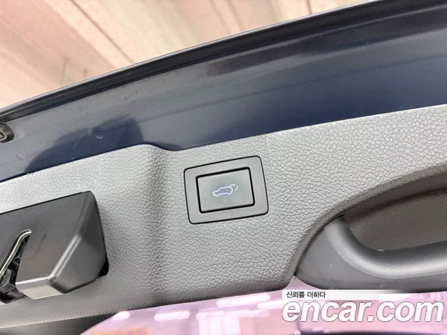 Hyundai Santafe 2018 — photo 8