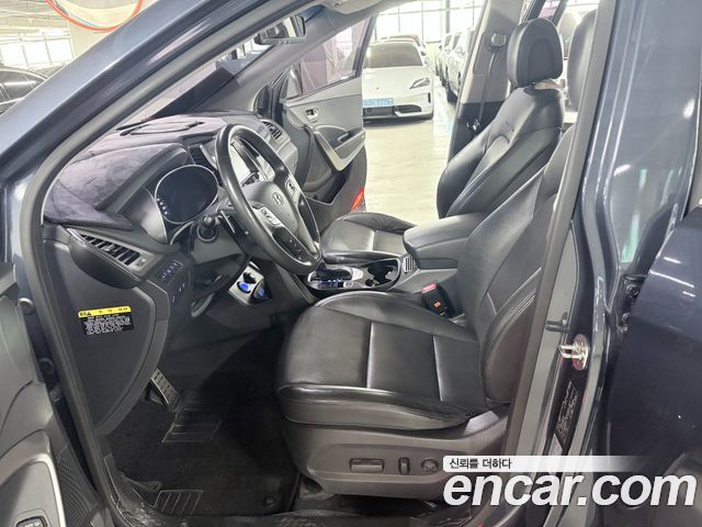 Hyundai Santafe 2018 — photo 10