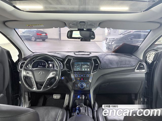 Hyundai Santafe 2018 — photo 12