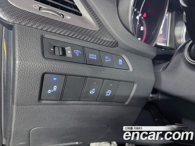 Hyundai Santafe 2018 — photo 20