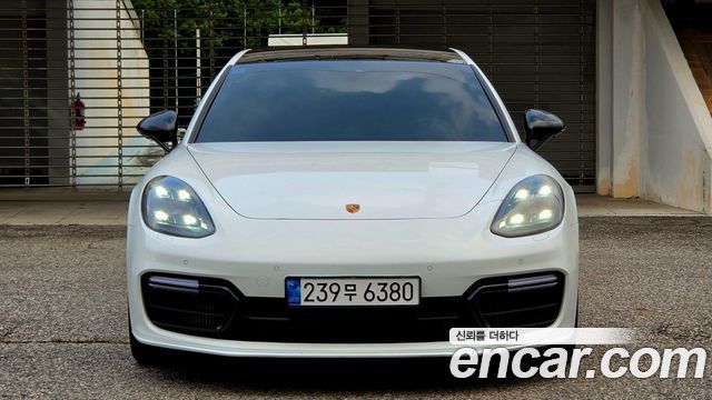 Porsche Panamera 2020 — photo 2