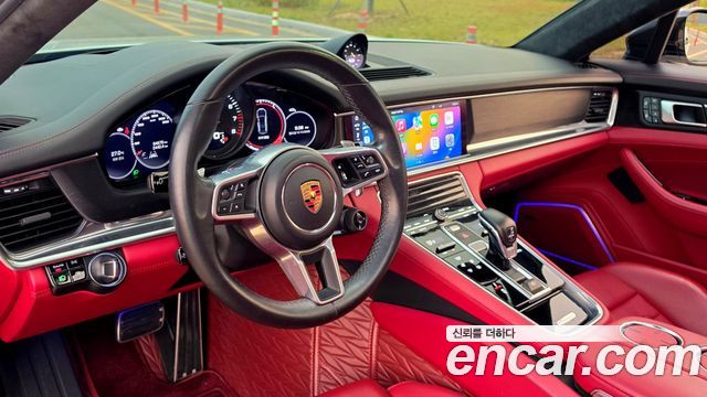 Porsche Panamera 2020 — photo 12