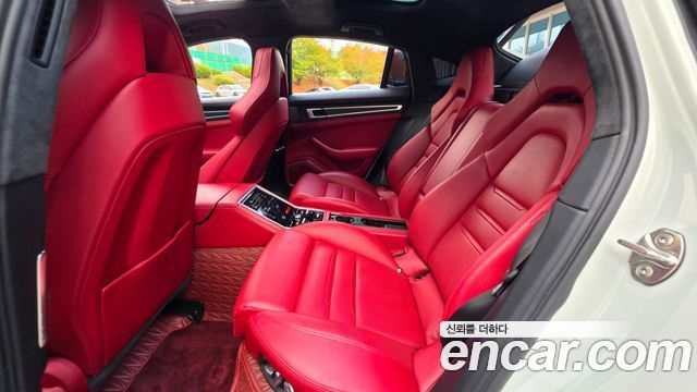 Porsche Panamera 2020 — photo 14